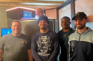 Die Dresden Monarchs nutzen die Kryo-Sauna im Schwebebad Dresden zur Regeneration